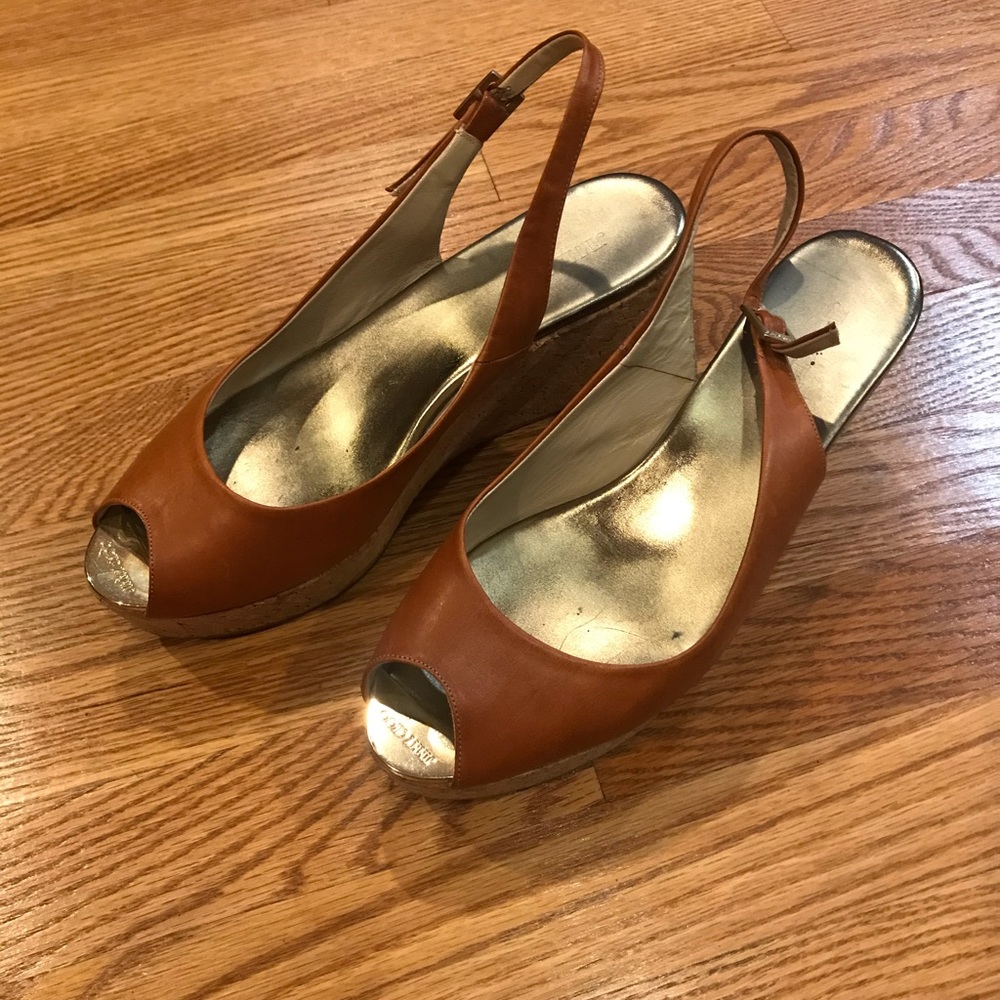 Shoes - Picture 3 of 5